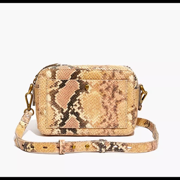 NWT Madewell The Transport Camera Bag Snake Embossed Leather Edition Blush Multi - Picture 2 of 6